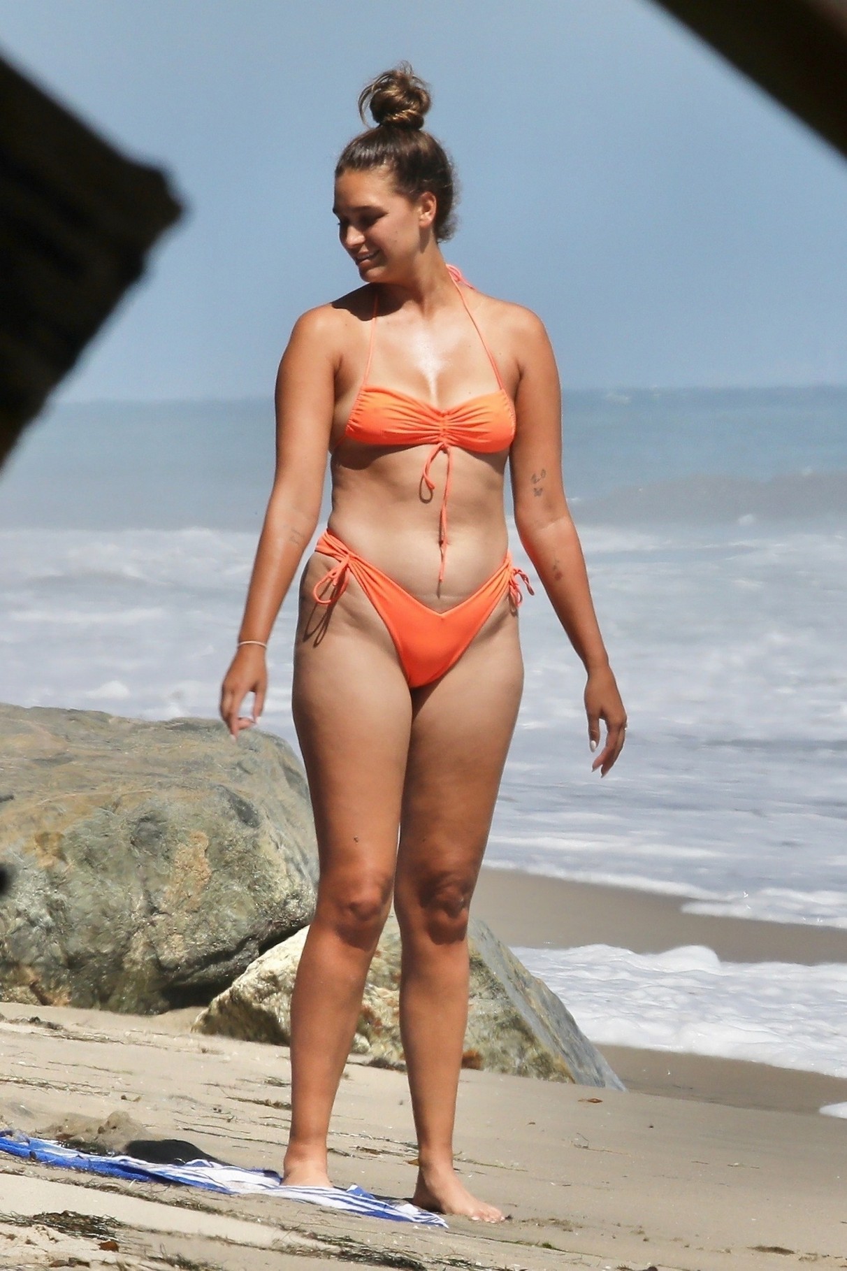 april-love-geary-bikini-thefappening-cfd-15 april love geary bikini thefappening cfd 15