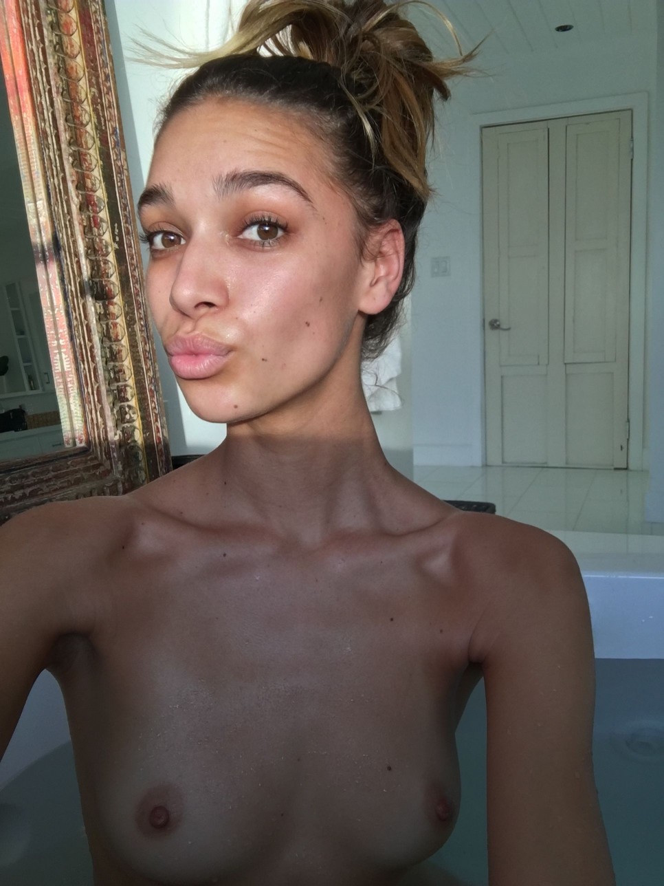 april-love-geary-nude-leaked-thefappening-pro-27 april love geary nude leaked thefappening pro 27