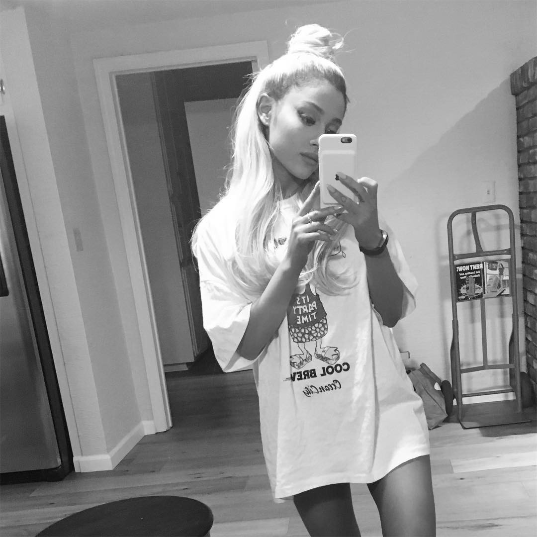 ariana-grande-nude-sexy-23 ariana-grande-nude-sexy-23