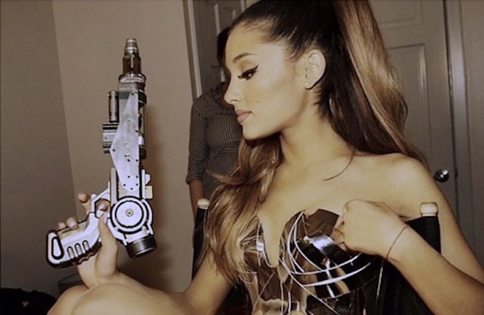 ariana-grande-sexy-12 ariana grande sexy 12