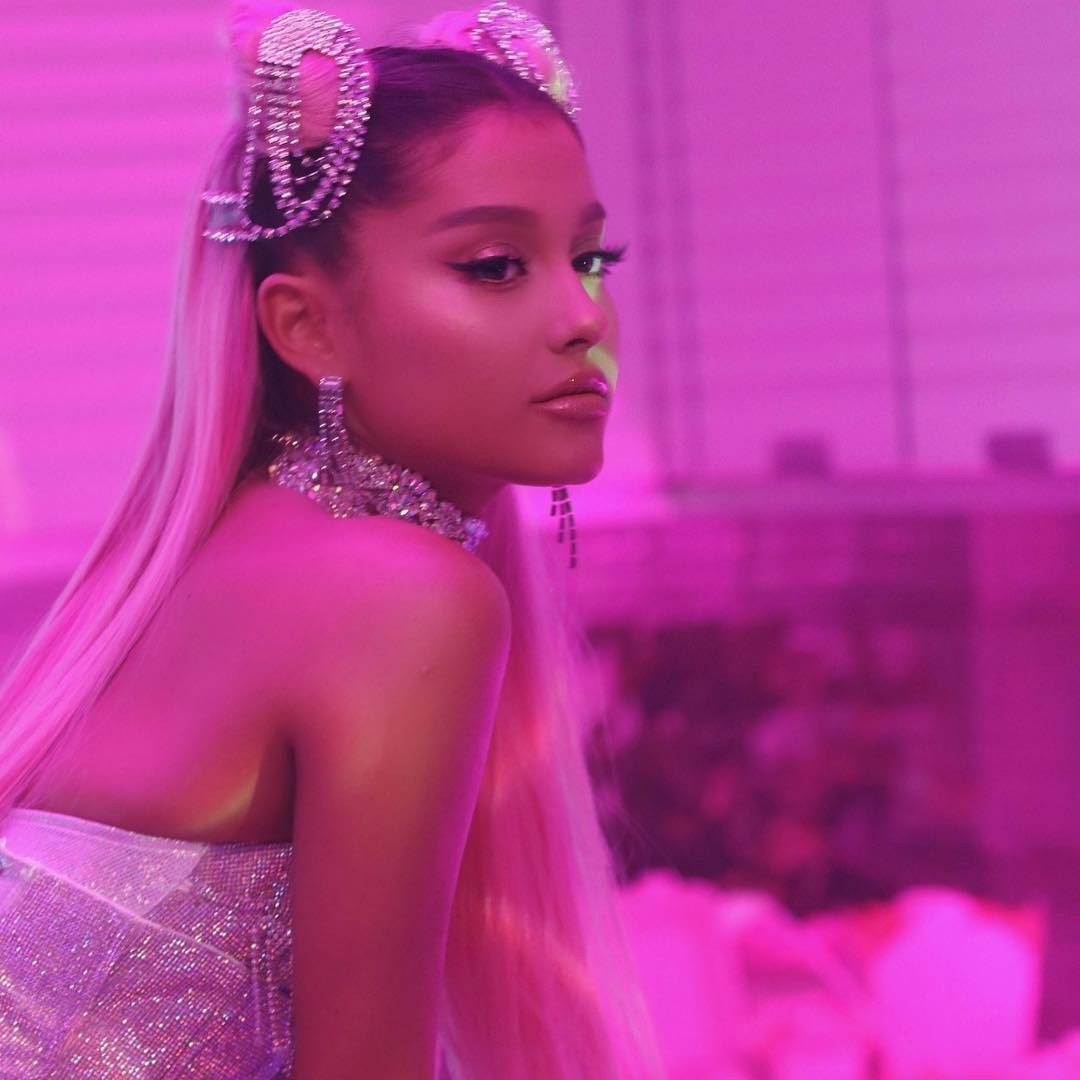 ariana-grande-sexy-2019-8 ariana grande sexy 2019 8