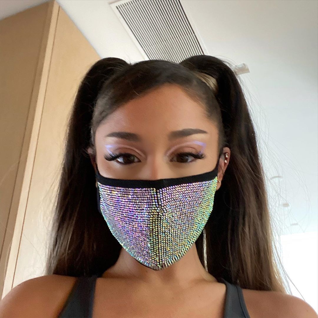 ariana-grande-sexy-at-2020-mtv-video-music-awards-thefappening-cfd-14 ariana grande sexy at 2020 mtv video music awards thefappening cfd 14