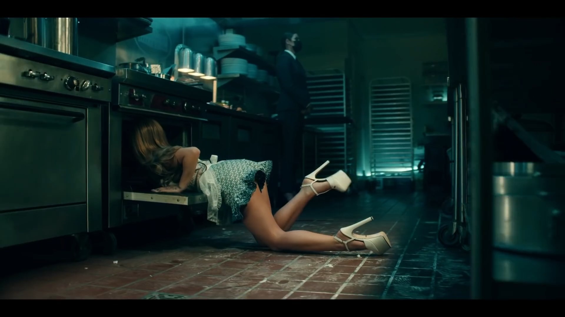ariana-grande-sexy-in-positions-thefappeningpro-15 Ariana Grande Upskirt