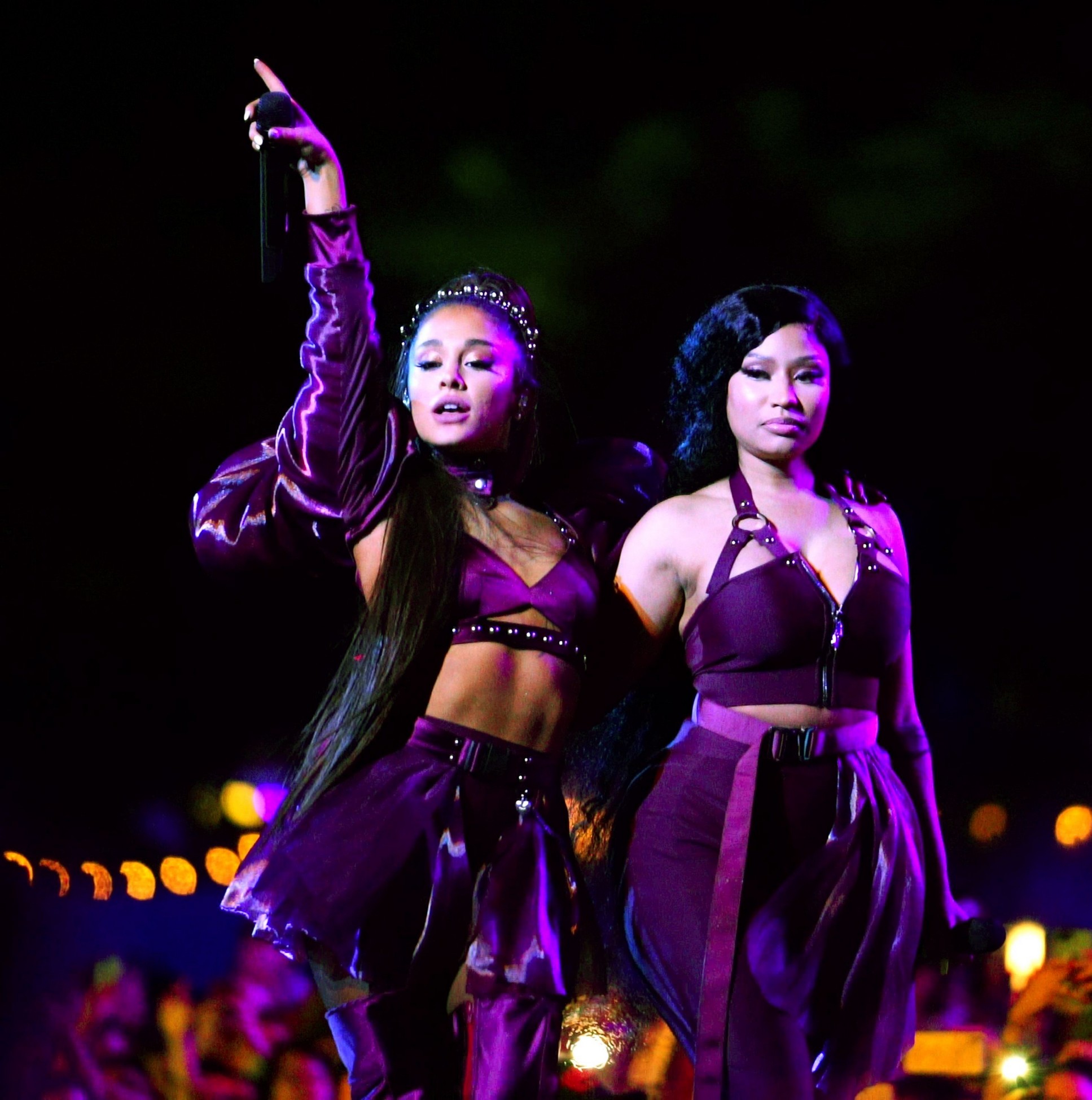 ariana-grande-sexy-indio-2019-1 ariana grande sexy indio 2019 1