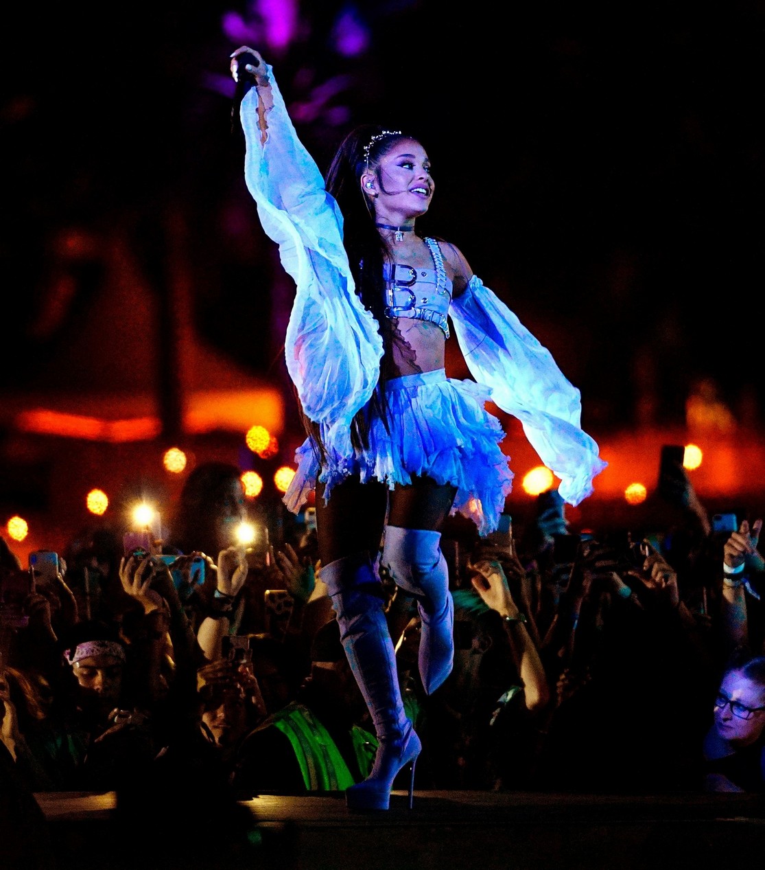 ariana-grande-sexy-indio-2019-5 ariana grande sexy indio 2019 5