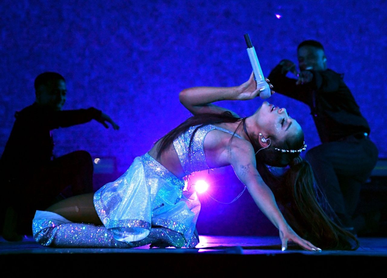 ariana-grande-sexy-indio-2019-9-1 Ariana Grande Sexy Indio 2019