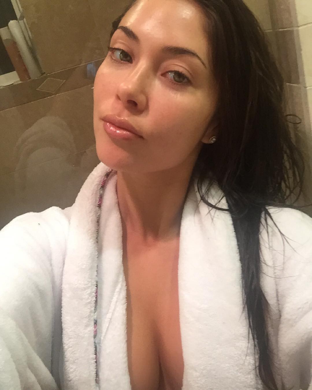 arianny-celeste-selfie-thefappening-cfd-2 arianny celeste selfie thefappening cfd 2