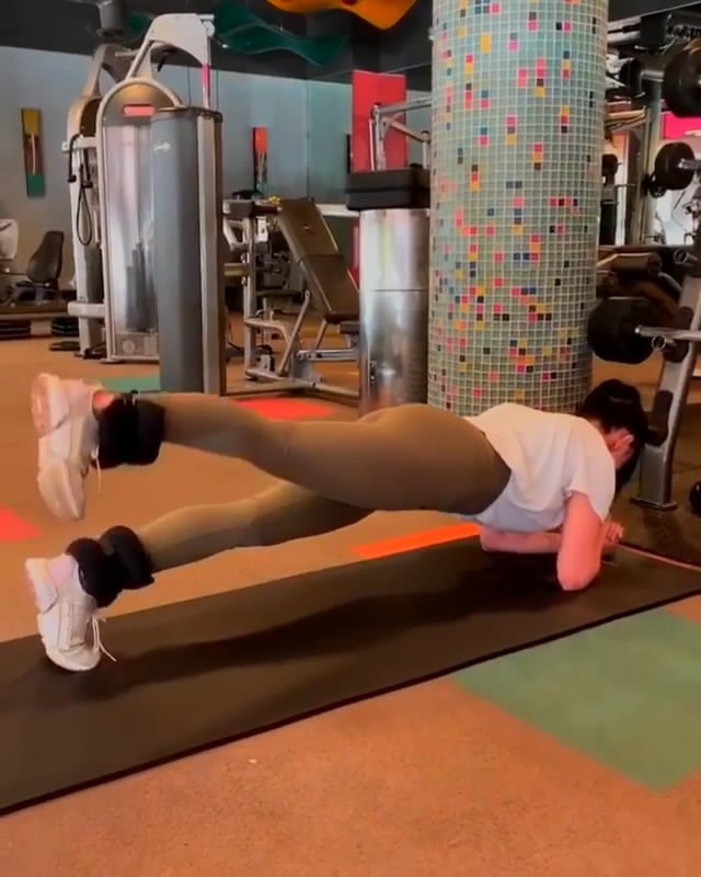 ariel-winter-ass-the-fappening-pro-10 ariel winter ass the fappening pro 10