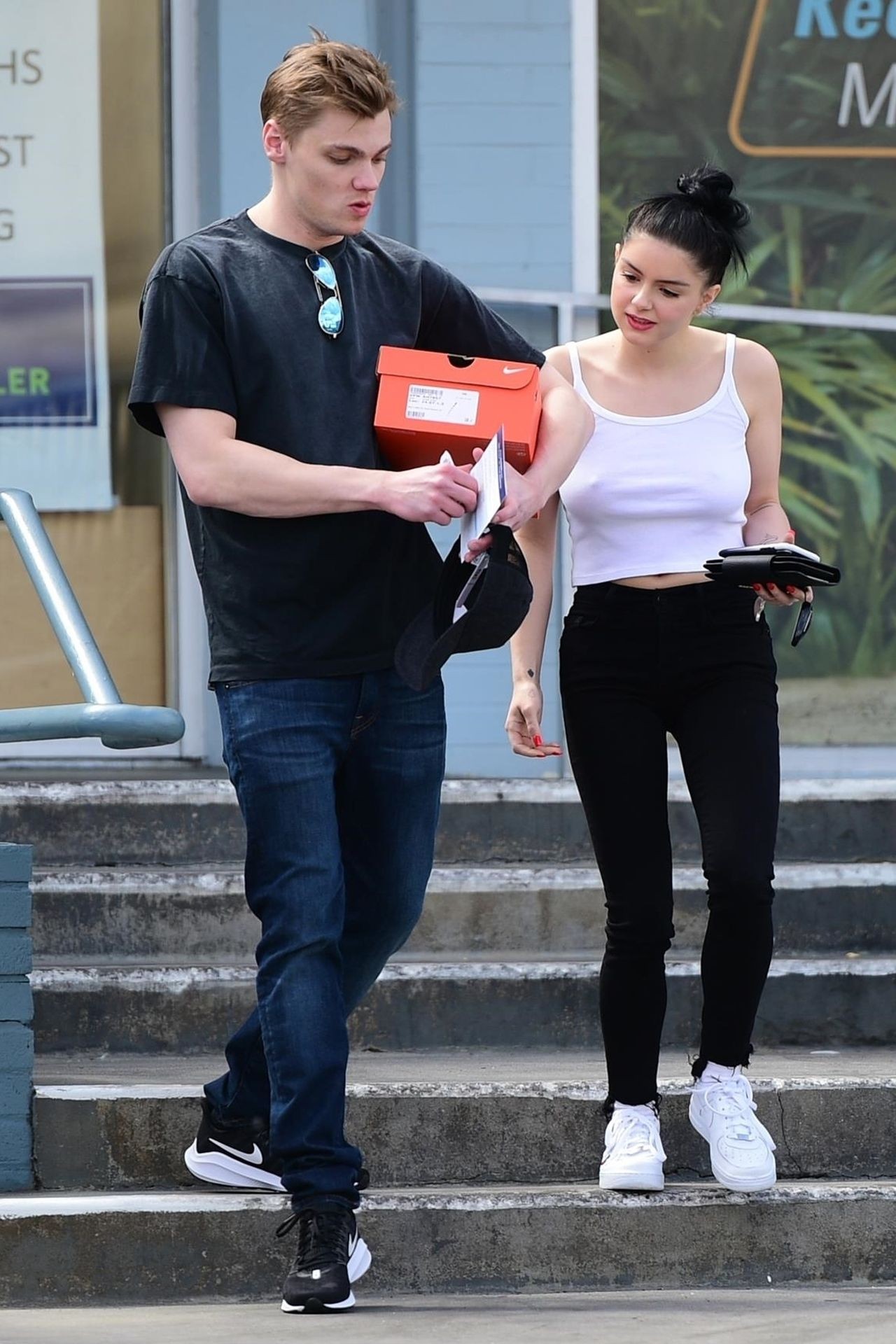 ariel-winter-nipples-2 ariel winter nipples 2