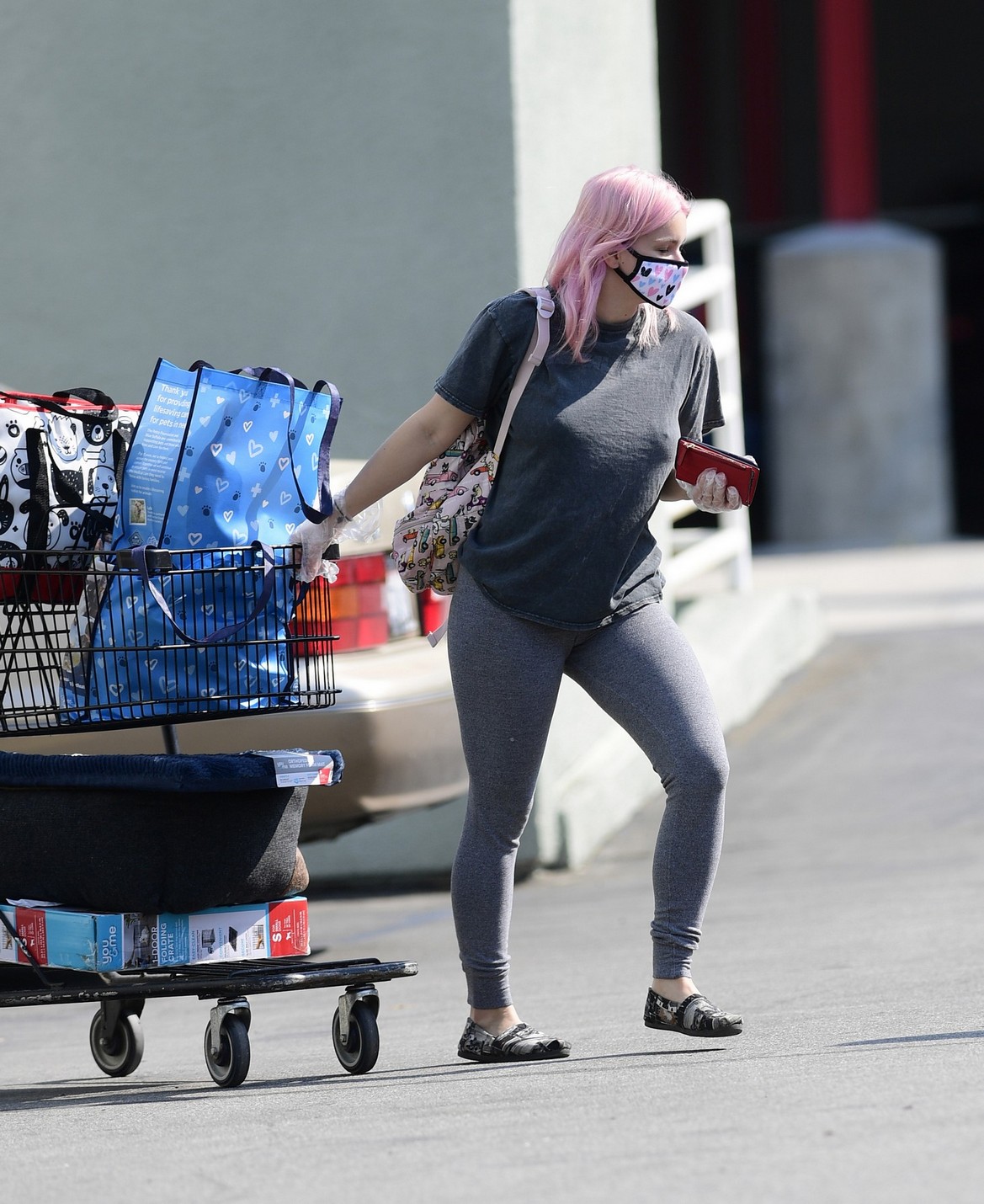 Ariel Winter No Bra