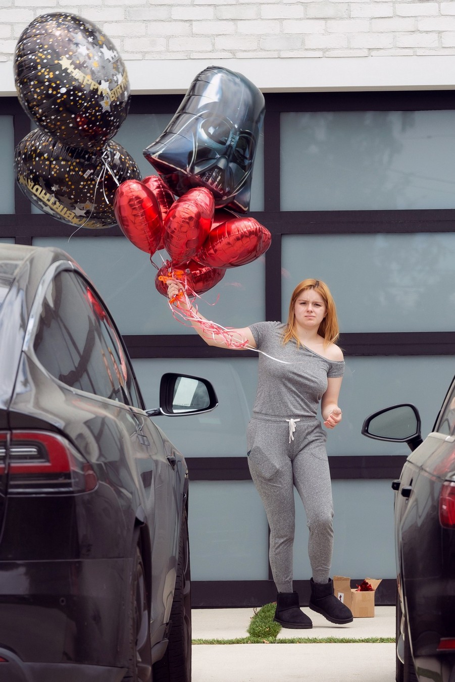 ariel-winter-sexy-balloons-thefappening-pro-8 ariel winter sexy balloons thefappening pro 8