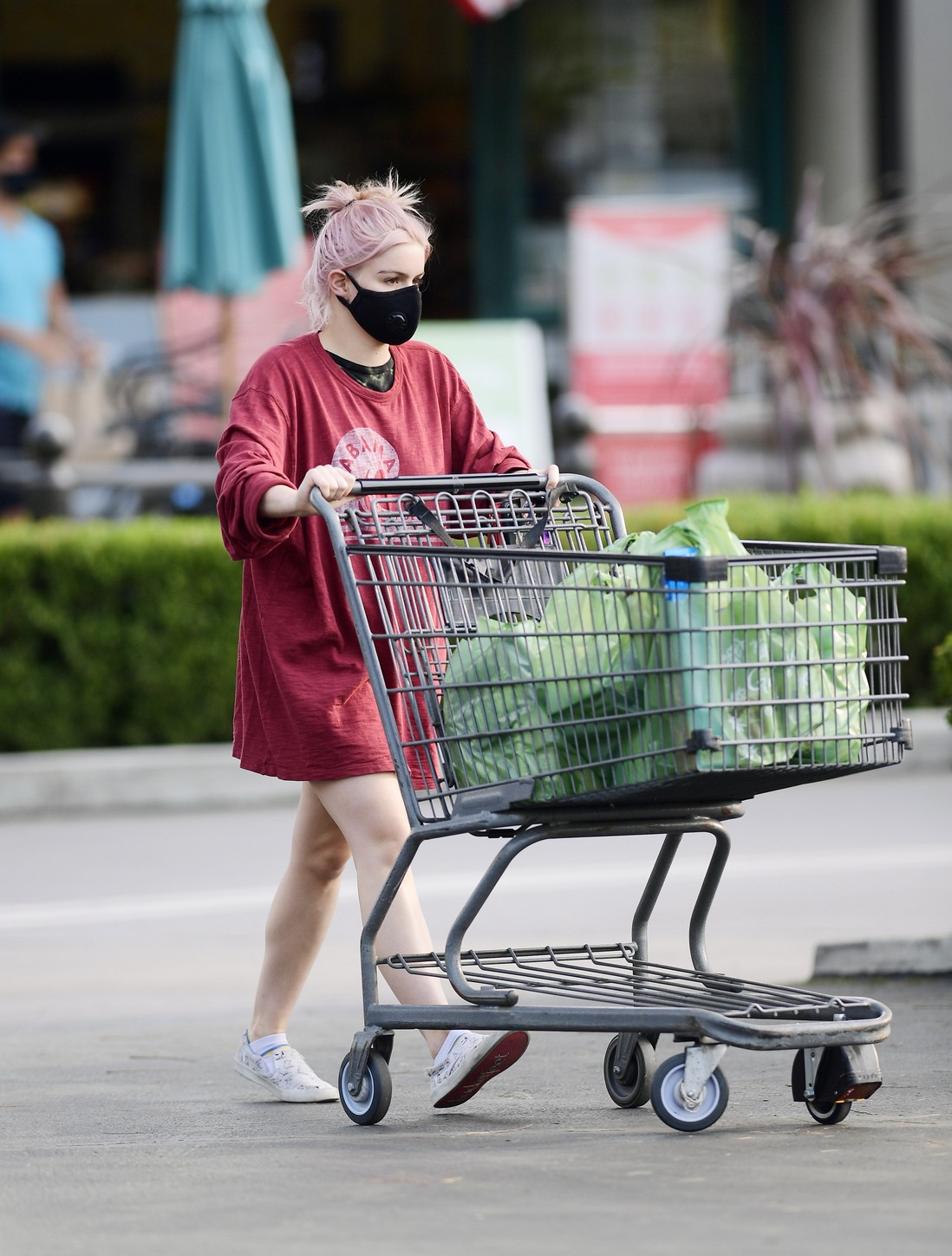 ariel-winter-shopping-in-long-shirt-thefappening-cfd-20 ariel winter shopping in long shirt thefappening cfd 20