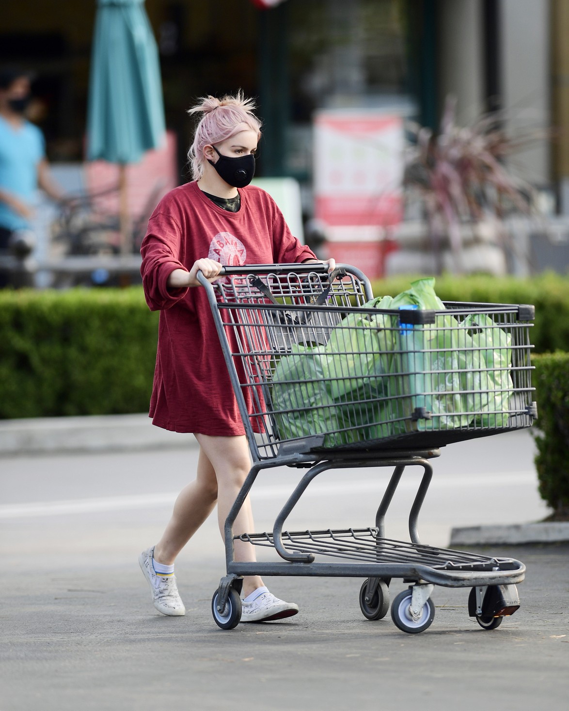 ariel-winter-shopping-in-long-shirt-thefappening-cfd-21 ariel winter shopping in long shirt thefappening cfd 21