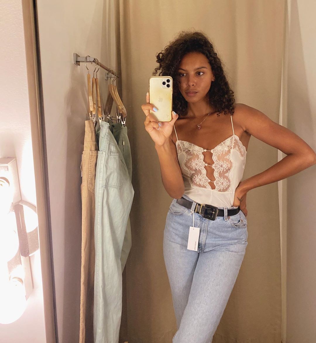 arlissa-ruppert-sexy-on-selfie-thefappeningpro-13 Arlissa Ruppert Sexy Selfie