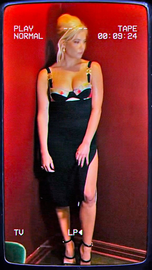 ashley-benson-cleavage-thefappening-cfd-11 Ashley Benson
