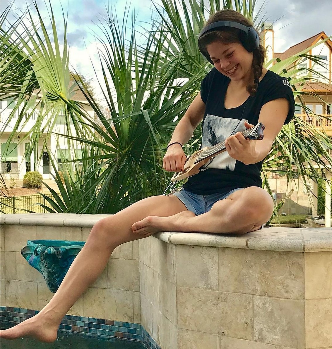 ashley-caldwell-nude-sexy-thefappening-cfd-3 Ashley Caldwell Bare Feet