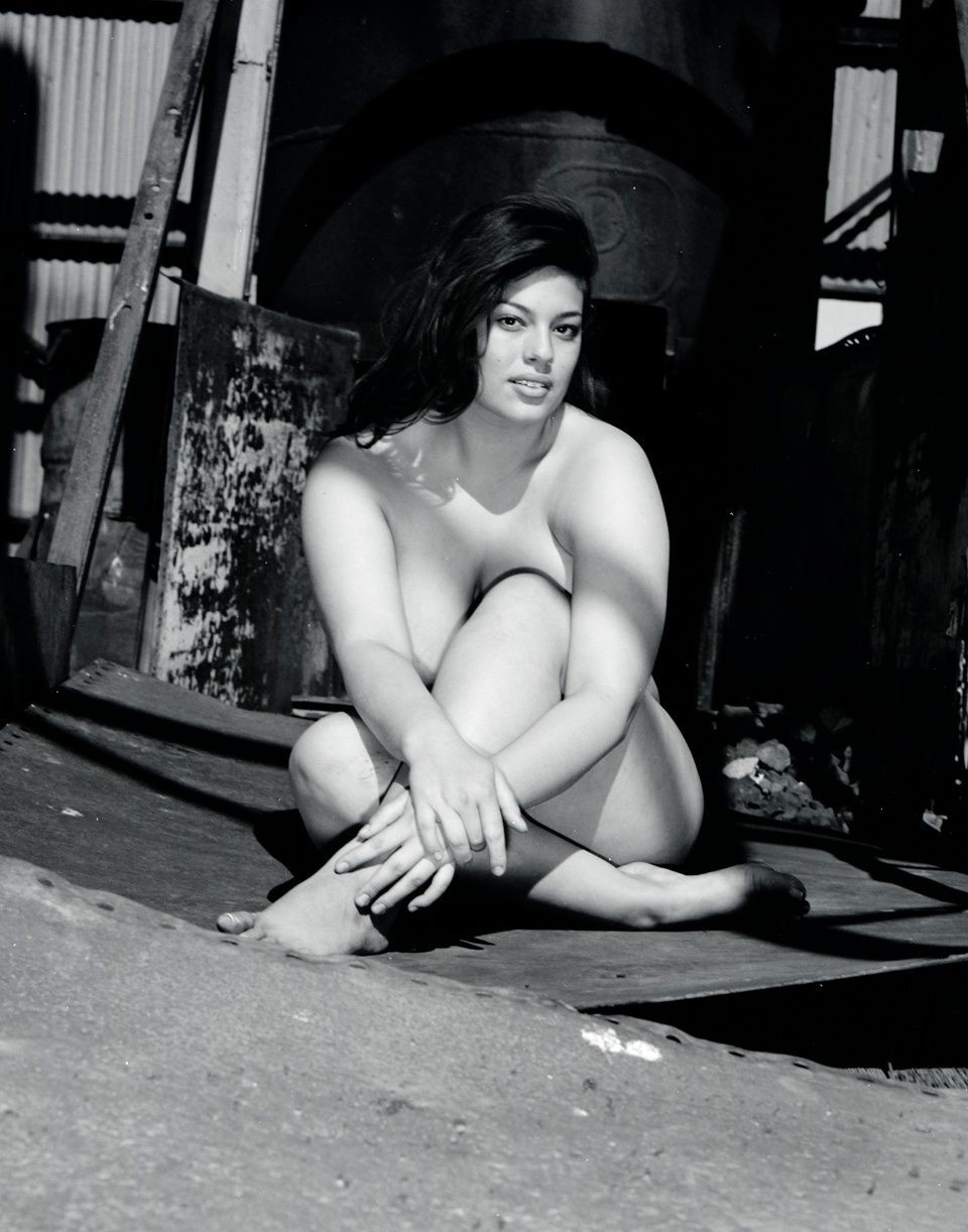 ashley-graham-leaked-nude-thefappening-cfd-1 ashley graham leaked nude thefappening cfd 1