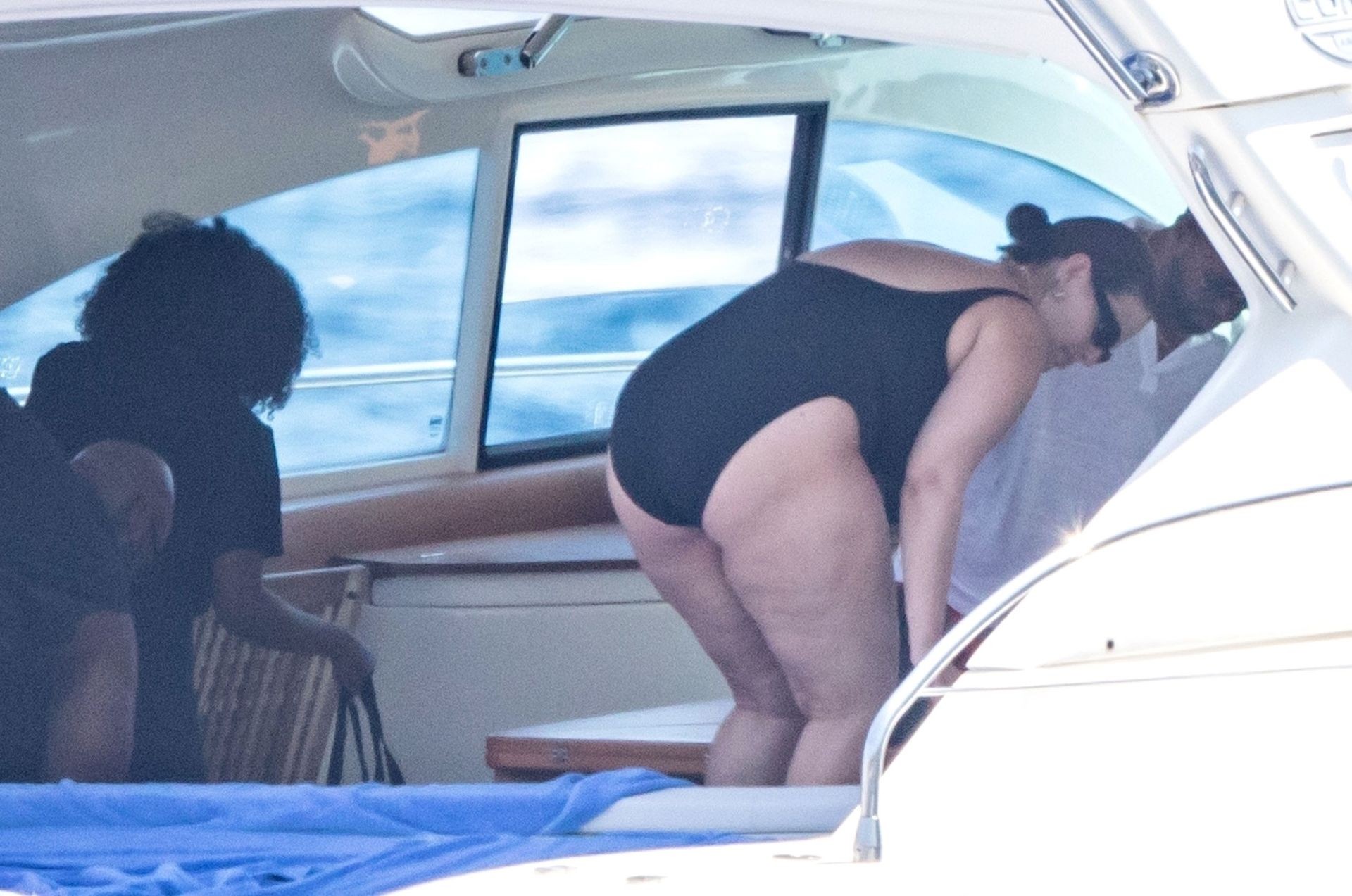 ashley-graham-not-sexy-thefappening-cfd-9 ashley graham not sexy thefappening cfd 9