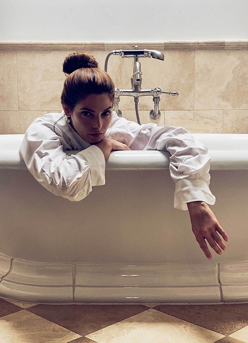 ashley-greene-sexy-in-hans-thefappeningpro-26 ashley greene sexy in hans thefappeningpro 26