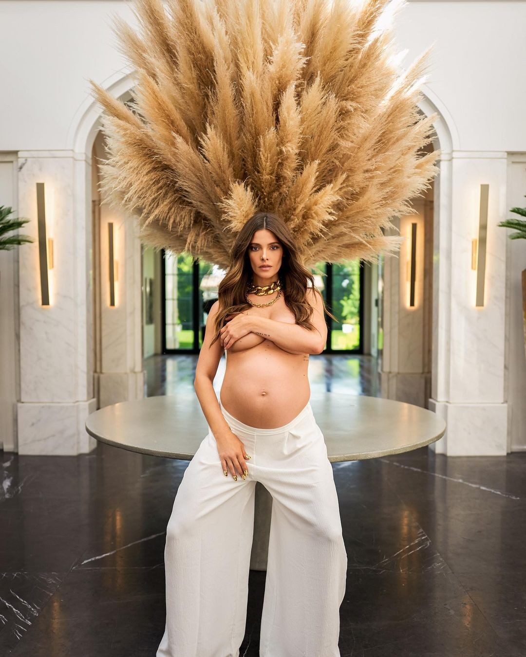 ashley-greene-topless-thefappening-cfd-2-1 Ashley Greene Nude Pregnant