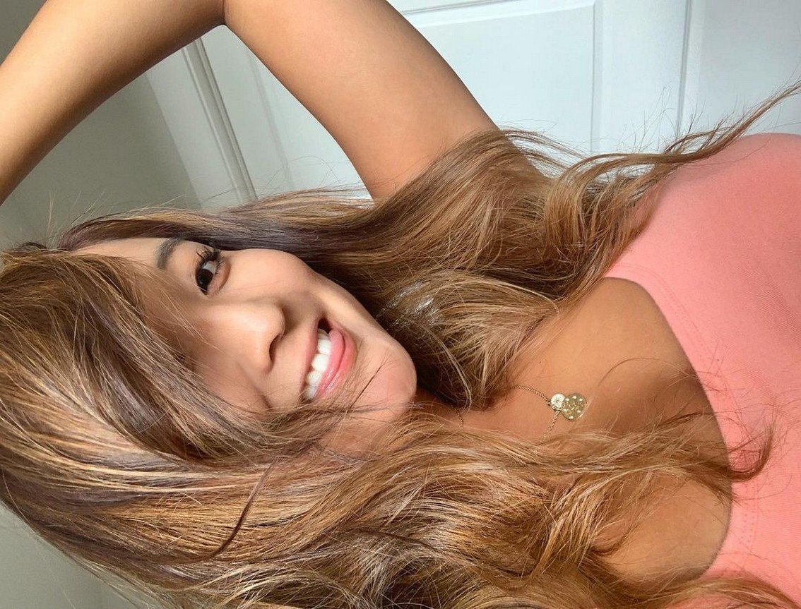 ashley-park-hot-selfie-thefappening-cfd-2 Ashley Park Pretty