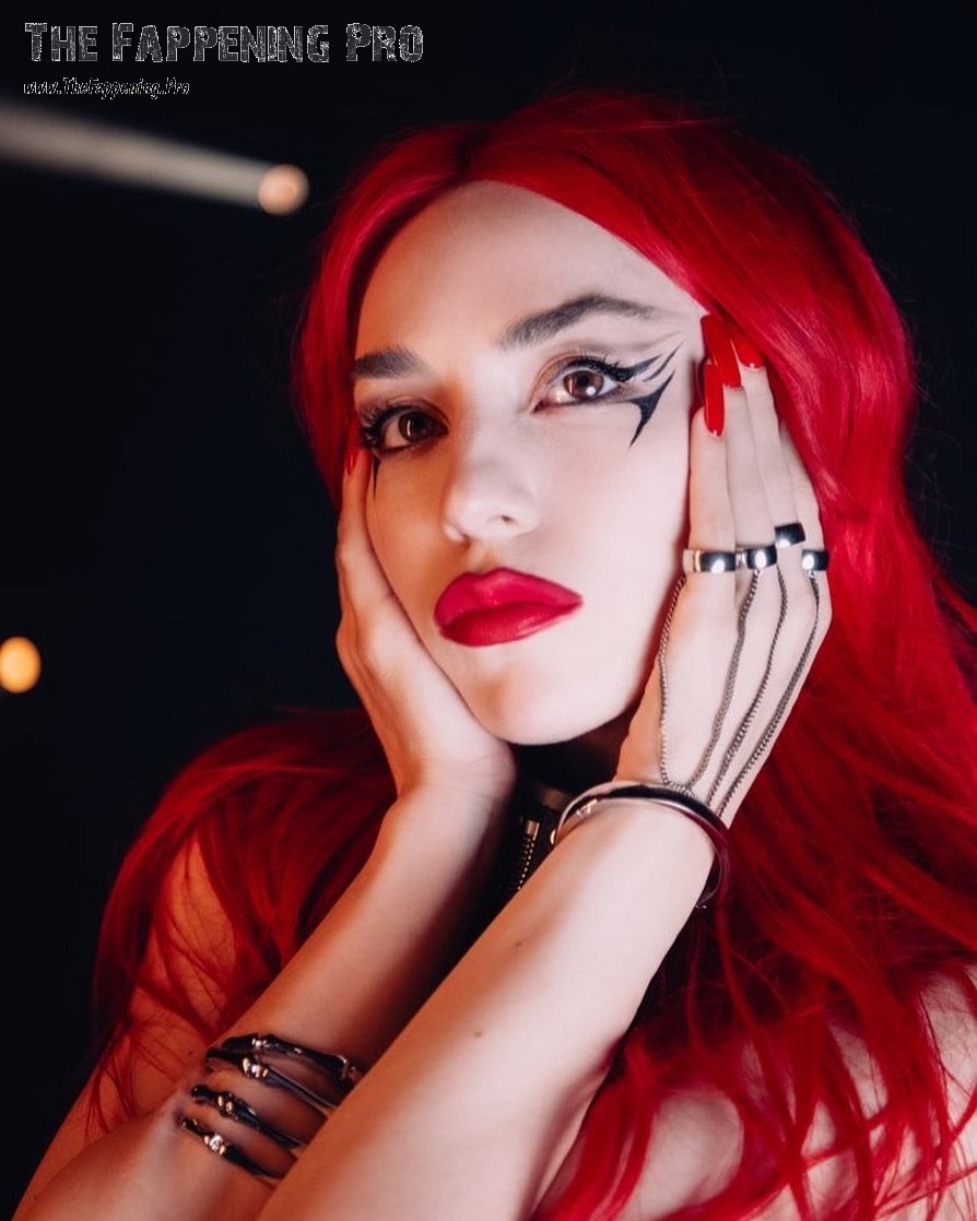 ava-max-selfie-thefappening-cfd-9 ava max selfie thefappening cfd 9