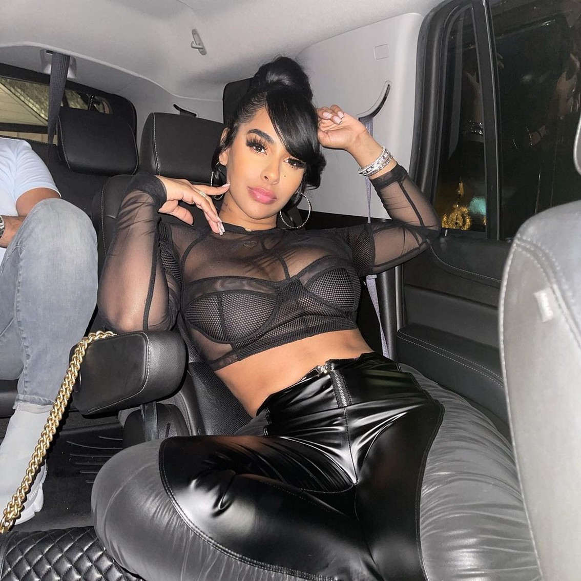 ayisha-diaz-sexy-in-the-backseat-thefappening-cfd-2-1 Ayisha Diaz Fappening