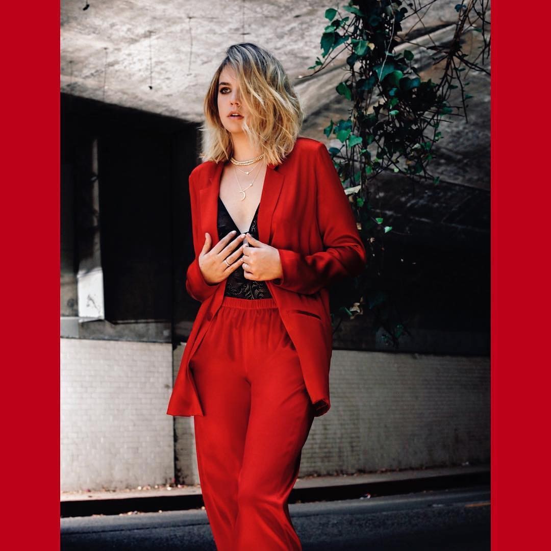 bailee-madison-sexy-thefappening-cfd-15 Bailee Madison Hot in Red