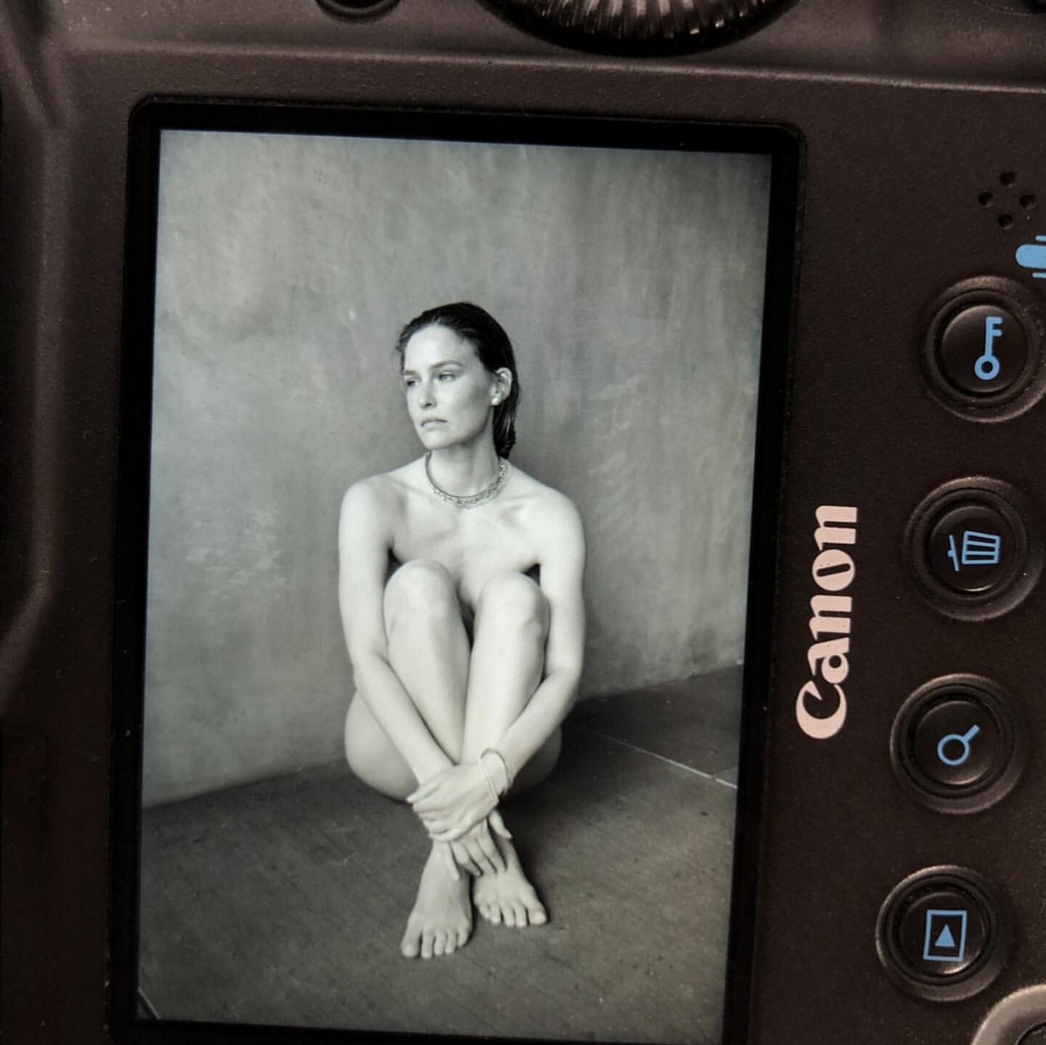 bar-refaeli-nude-sexy-thefappening-cfd-7 Bar Refaeli Leaked
