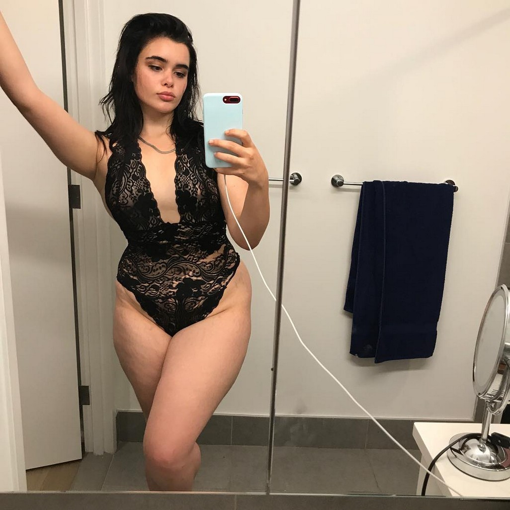 barbie-ferreira-selfie-thefappening-cfd-10 Barbie Ferreira Lingerie