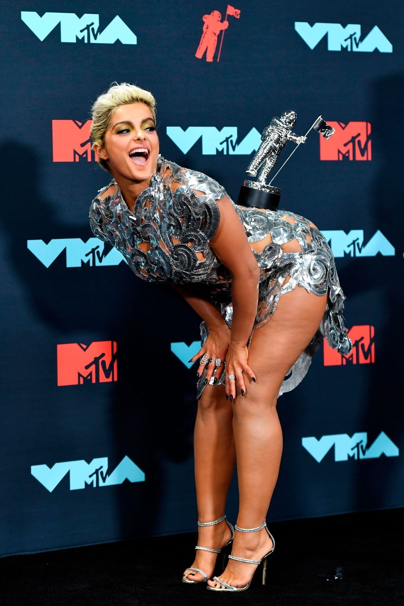 bebe-rexha-sexy-1 Bebe Rexha Hot at 2019 MTV Video Music Awards