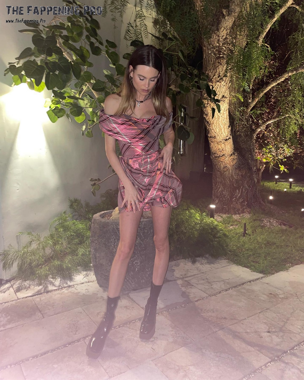 behati-prinsloo-sexy-feet-thefappening-cfd-5 behati prinsloo sexy feet thefappening cfd 5