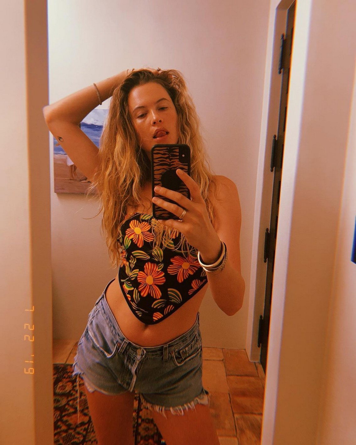 behati-prinsloos-hottest-selfies-thefappening-cfd-6 Behati Prinsloo Selfie