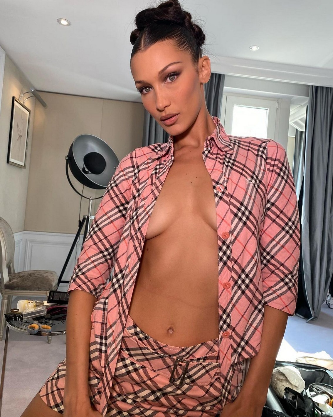 bella-hadid-braless-in-burberry-thefappening-cfd-5 Bella Hadid Tits