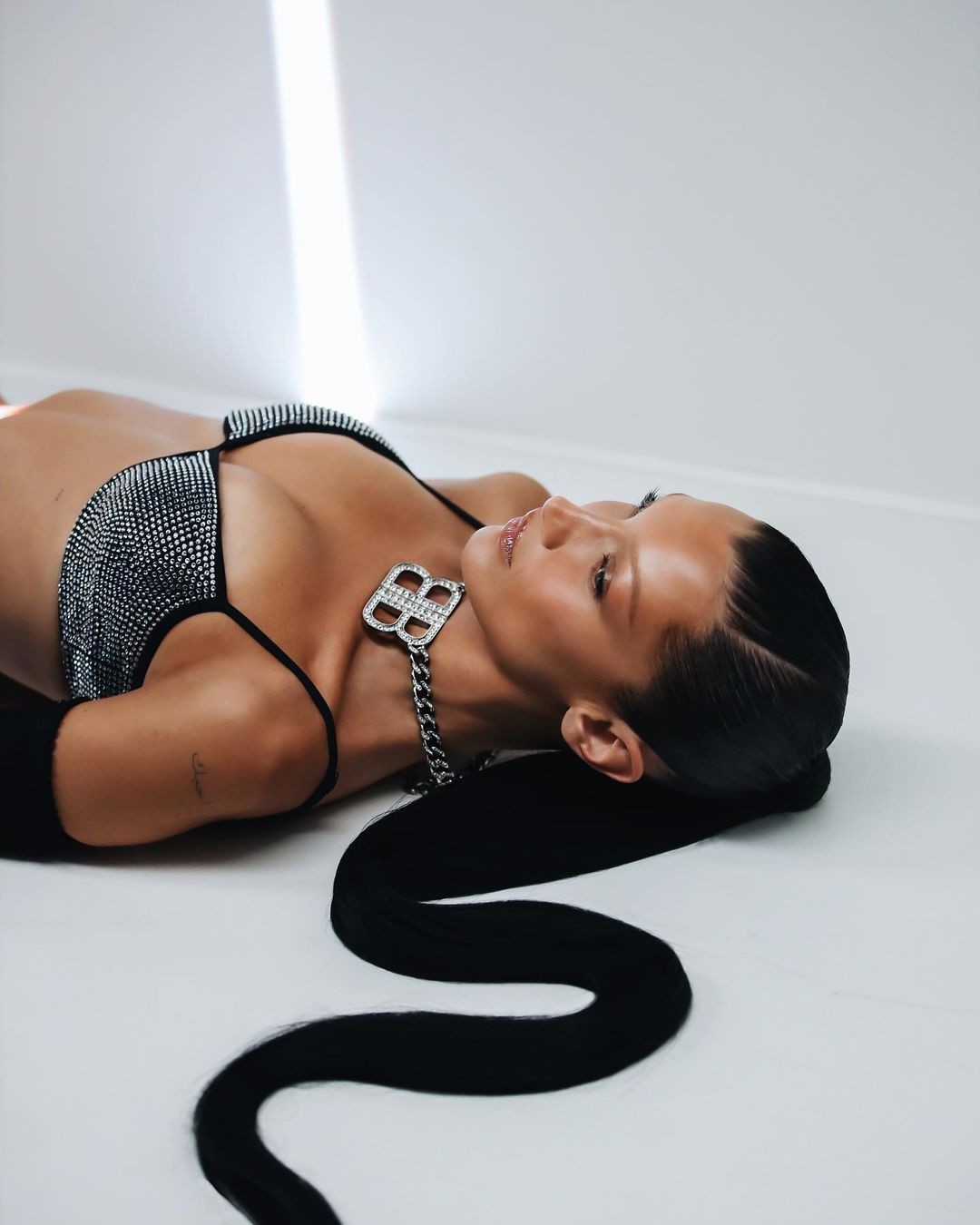 bella-hadid-bts-thefappening-cfd-2 Bella Hadid Sexy