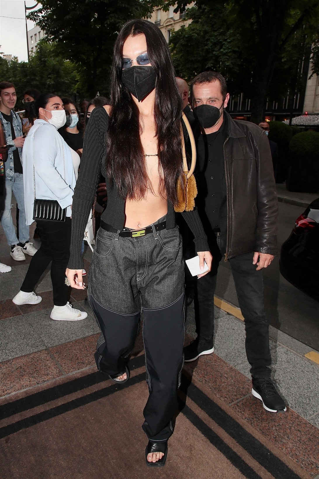 bella-hadid-hot-in-nude-cardigan-thefappening-cfd-12 bella hadid hot in nude cardigan thefappening cfd 12