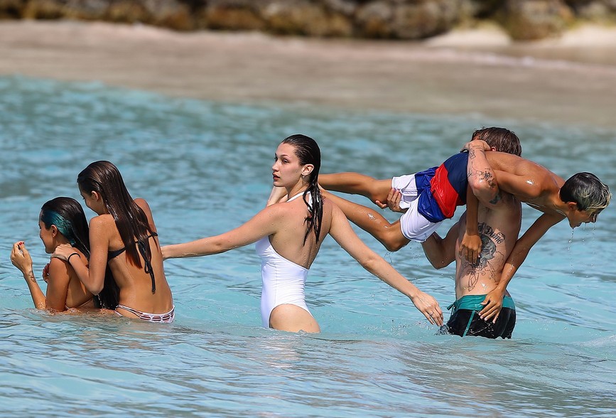 bella-hadid-in-white-swimsuit-60 Bella-Hadid-in-White-Swimsuit-60