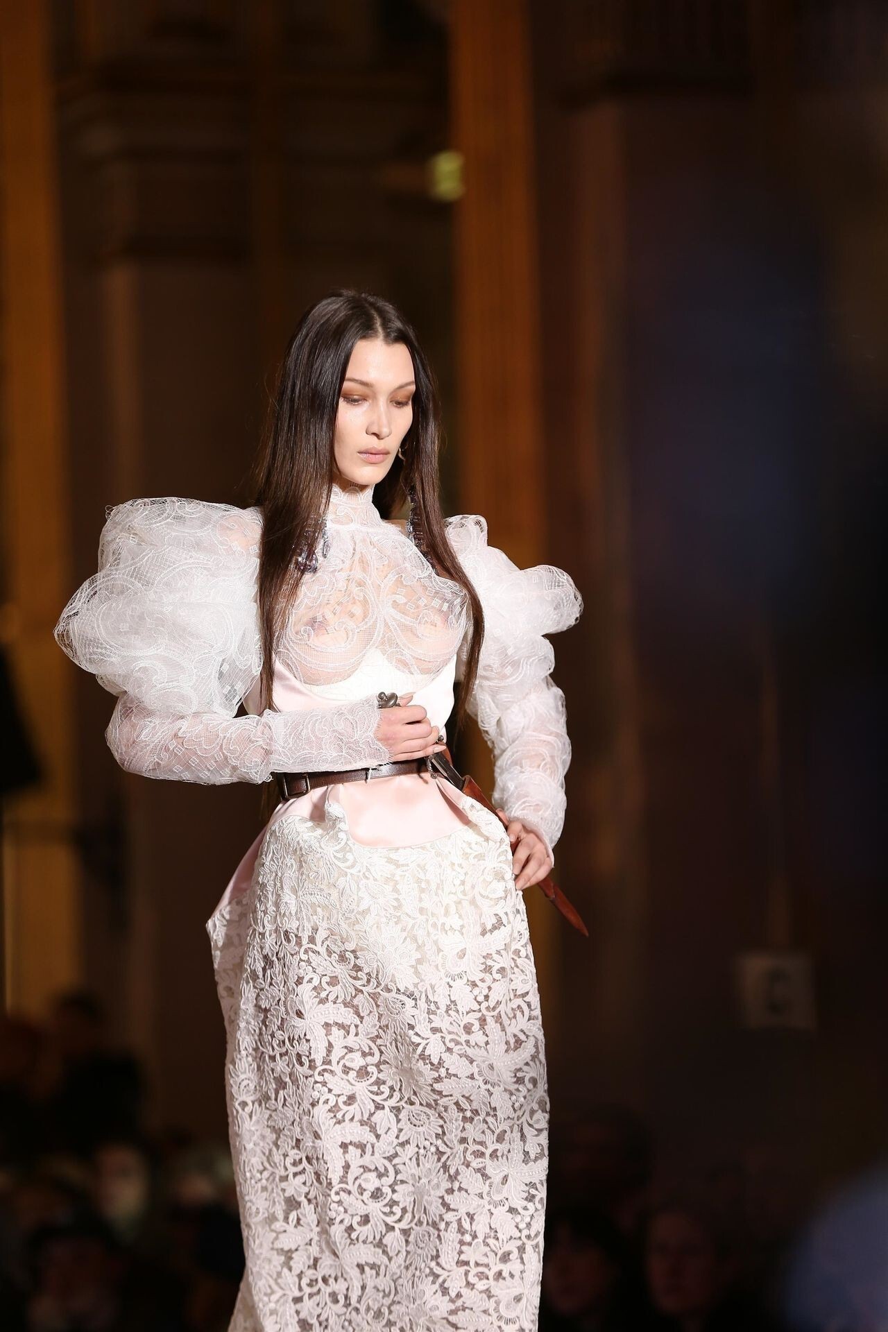 bella-hadid-naked-tits-at-vivienne-westwood-2020-paris-thefappening-pro-11 bella hadid naked tits at vivienne westwood 2020 paris thefappening pro 11