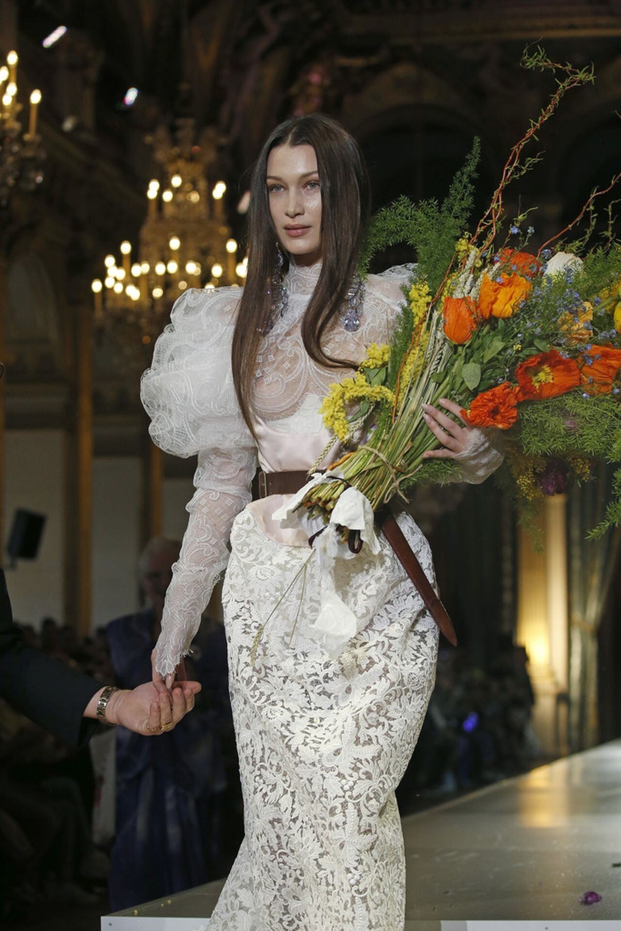bella-hadid-naked-tits-at-vivienne-westwood-2020-paris-thefappening-pro-3 bella hadid naked tits at vivienne westwood 2020 paris thefappening pro 3