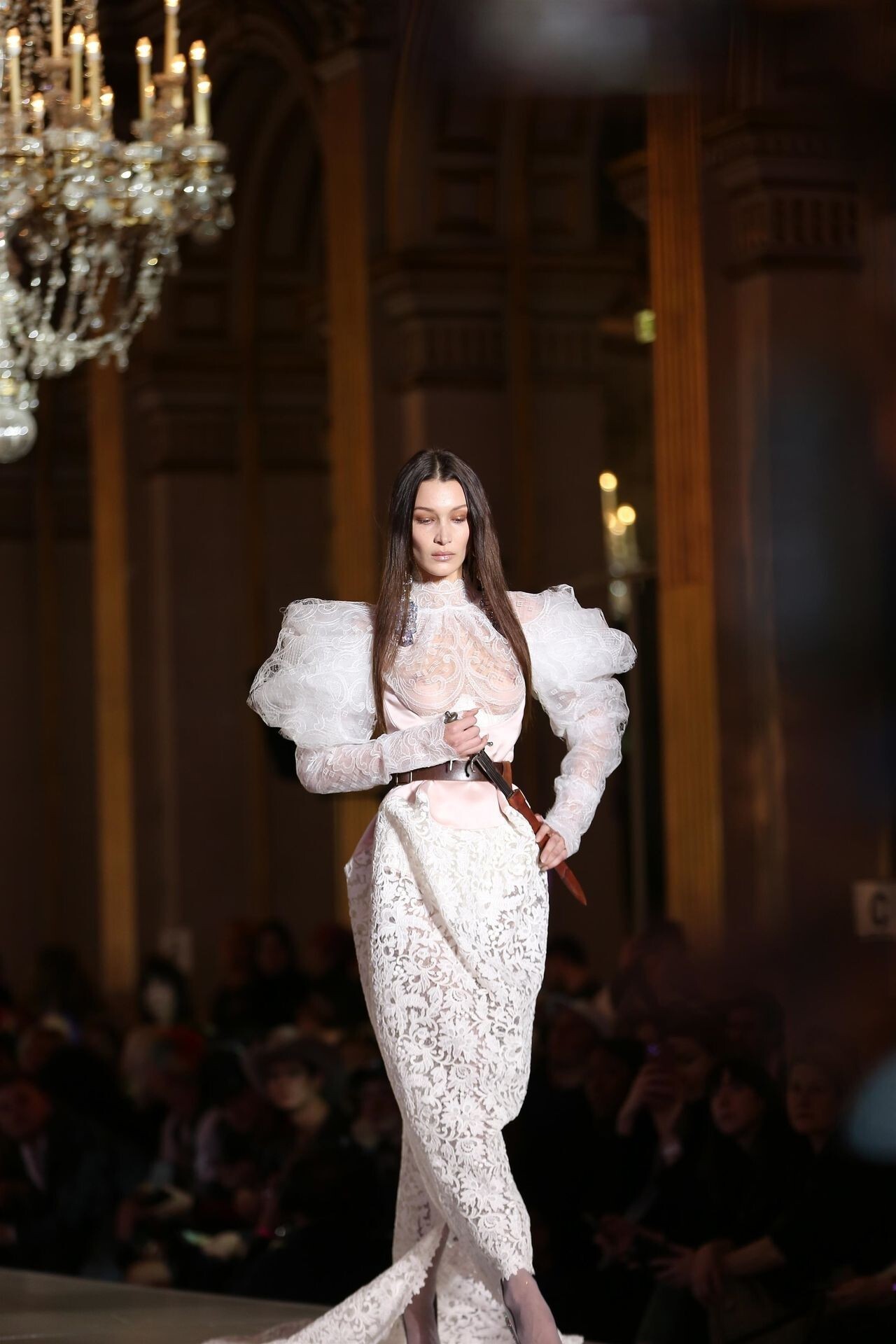 bella-hadid-naked-tits-at-vivienne-westwood-2020-paris-thefappening-pro-4 bella hadid naked tits at vivienne westwood 2020 paris thefappening pro 4