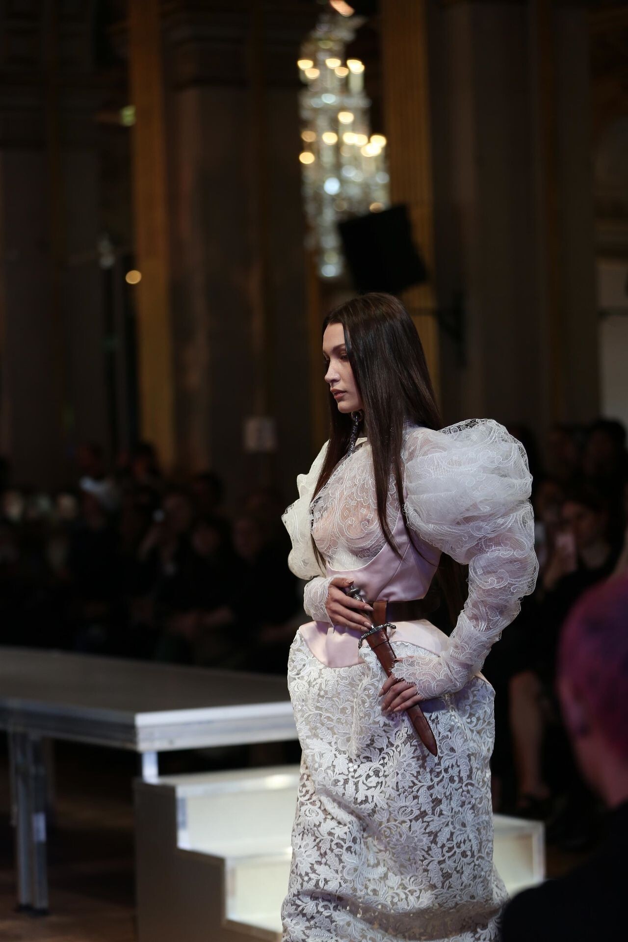 bella-hadid-naked-tits-at-vivienne-westwood-2020-paris-thefappening-pro-46 bella hadid naked tits at vivienne westwood 2020 paris thefappening pro 46