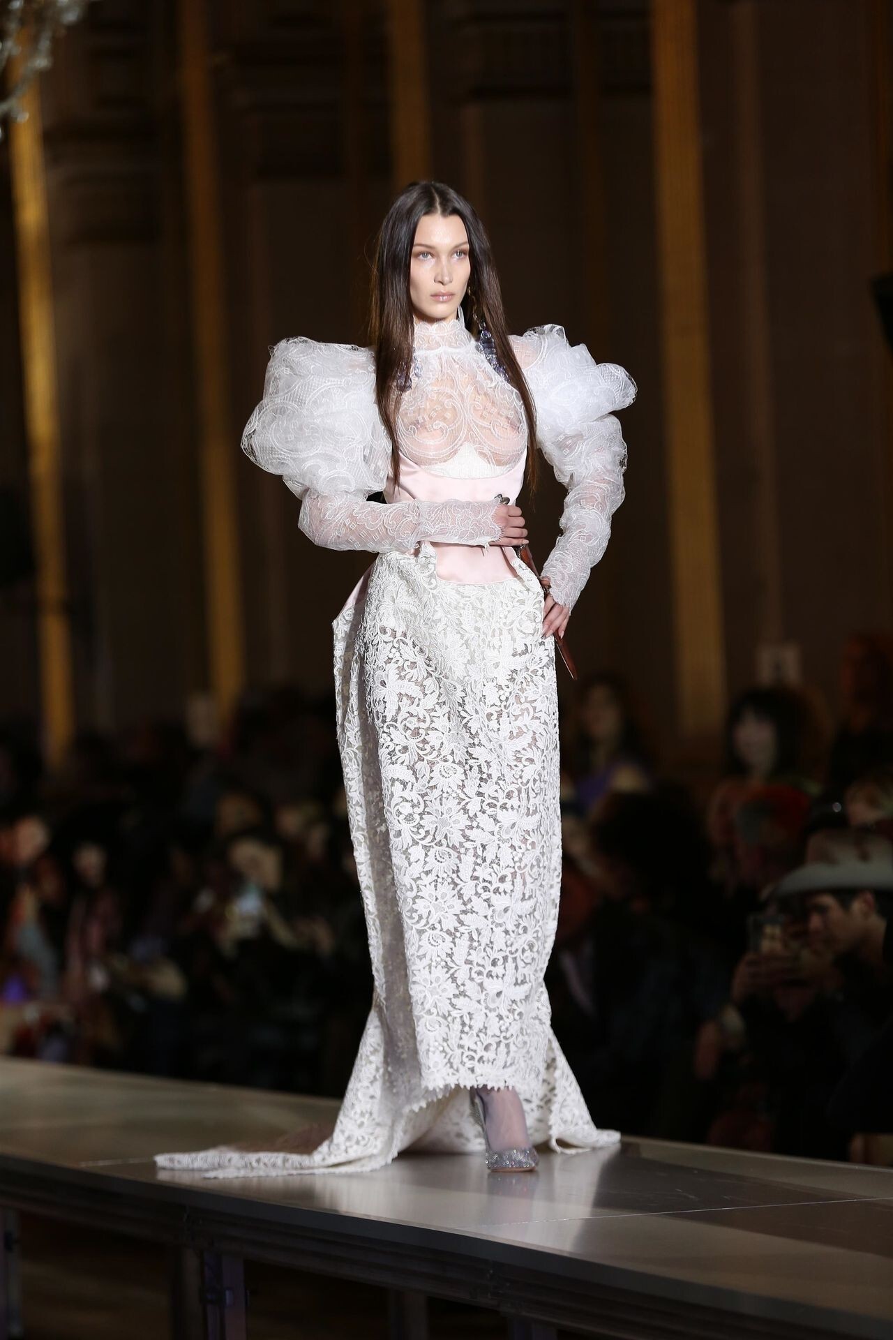 bella-hadid-naked-tits-at-vivienne-westwood-2020-paris-thefappening-pro-56 bella hadid naked tits at vivienne westwood 2020 paris thefappening pro 56