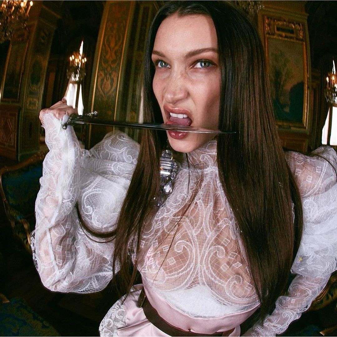 bella-hadid-naked-tits-at-vivienne-westwood-2020-paris-thefappening-pro-58 bella hadid naked tits at vivienne westwood 2020 paris thefappening pro 58