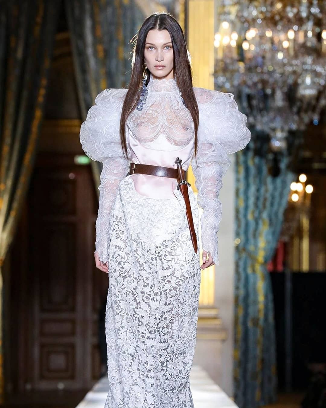 bella-hadid-naked-tits-at-vivienne-westwood-2020-paris-thefappening-pro-60 bella hadid naked tits at vivienne westwood 2020 paris thefappening pro 60