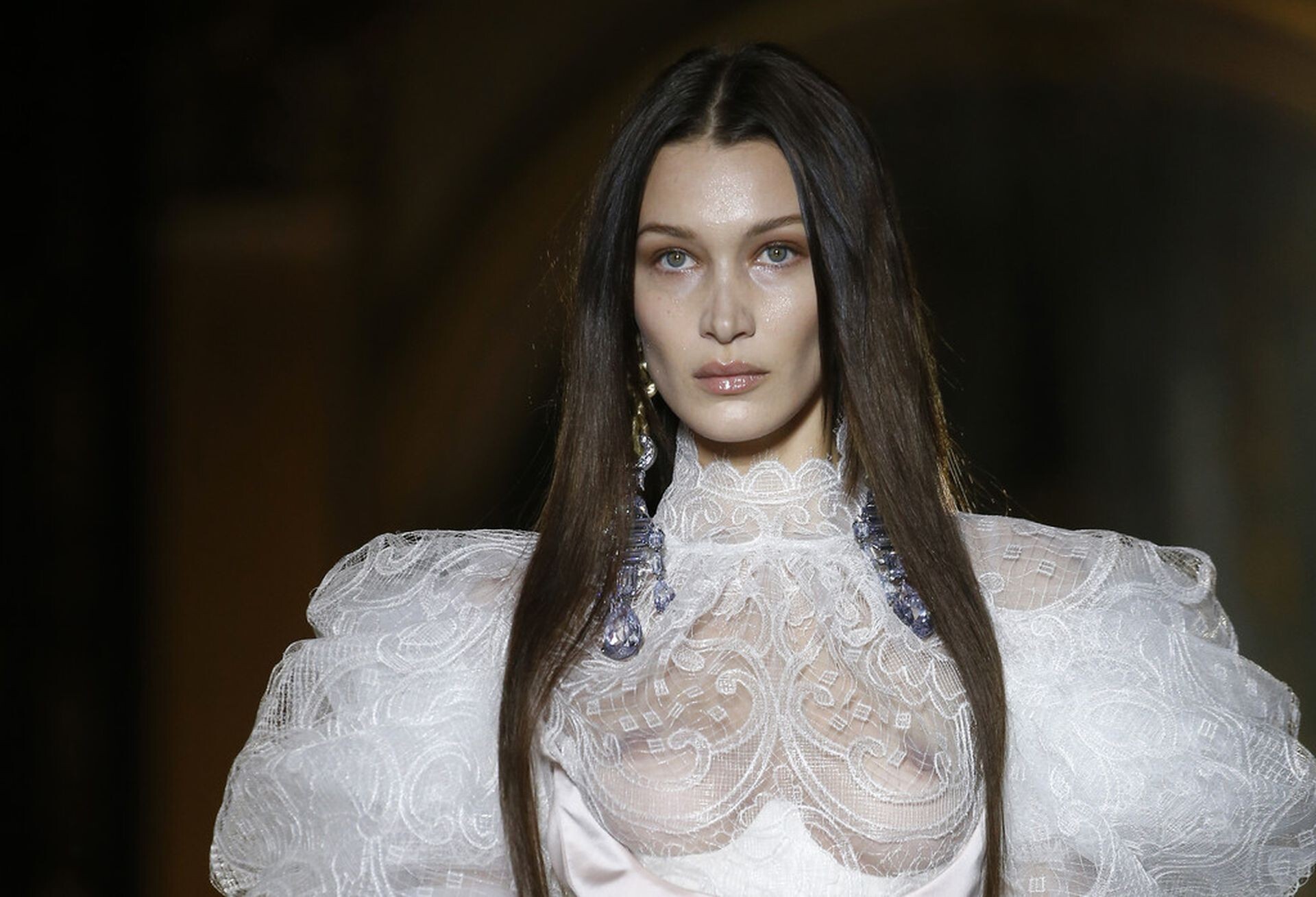 bella-hadid-naked-tits-at-vivienne-westwood-2020-paris-thefappening-pro-7 bella hadid naked tits at vivienne westwood 2020 paris thefappening pro 7