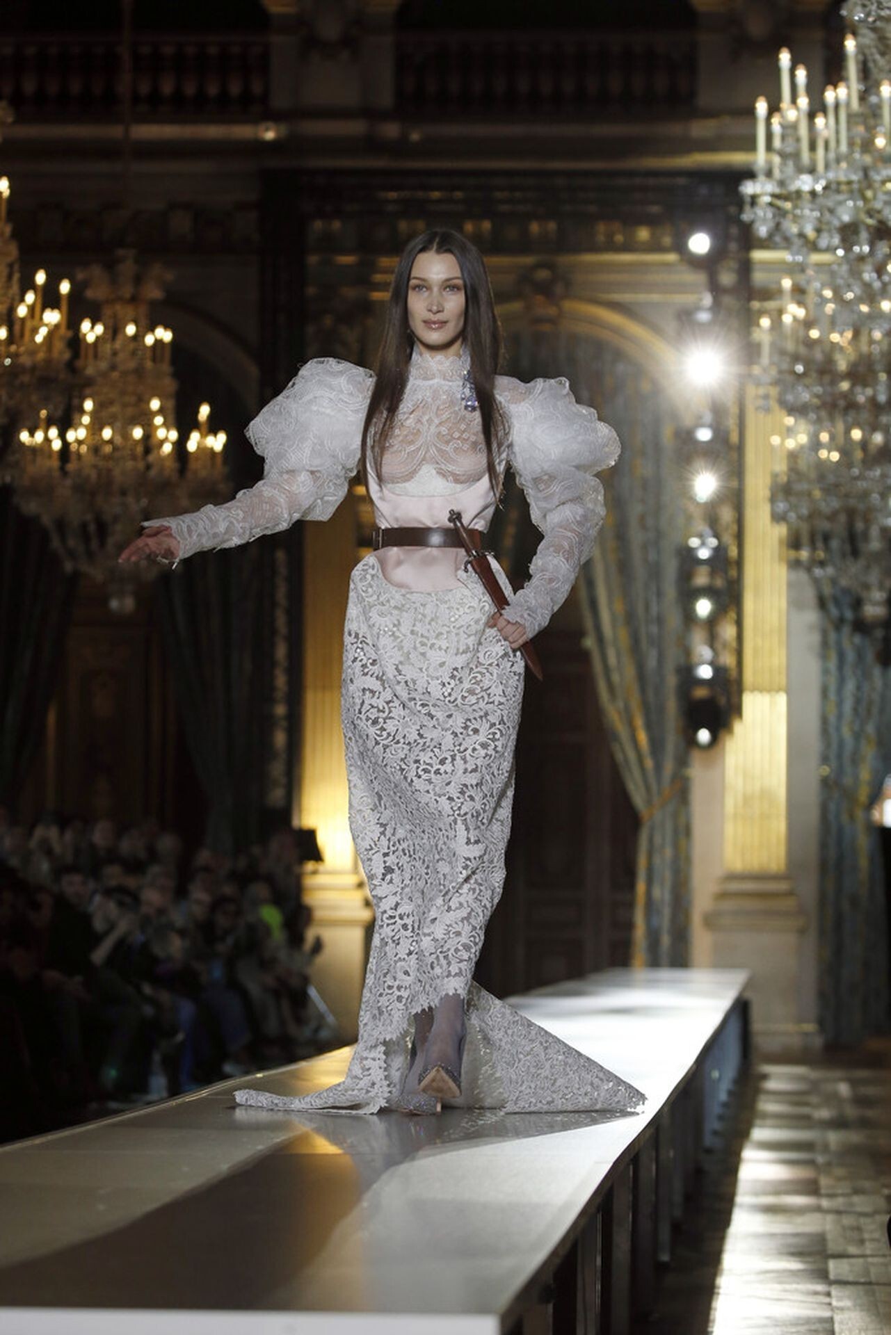bella-hadid-naked-tits-at-vivienne-westwood-2020-paris-thefappening-pro-9 bella hadid naked tits at vivienne westwood 2020 paris thefappening pro 9