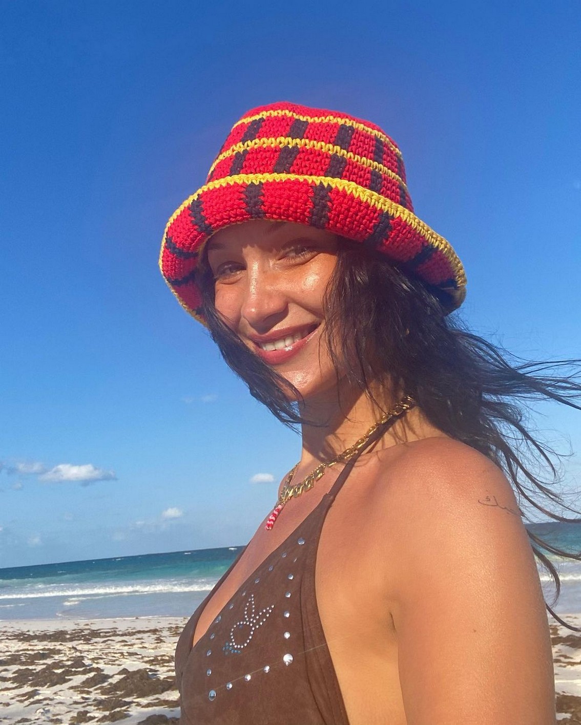 bella-hadid-sexy-bikini-thefappening-pro-6 bella hadid sexy bikini thefappening pro 6