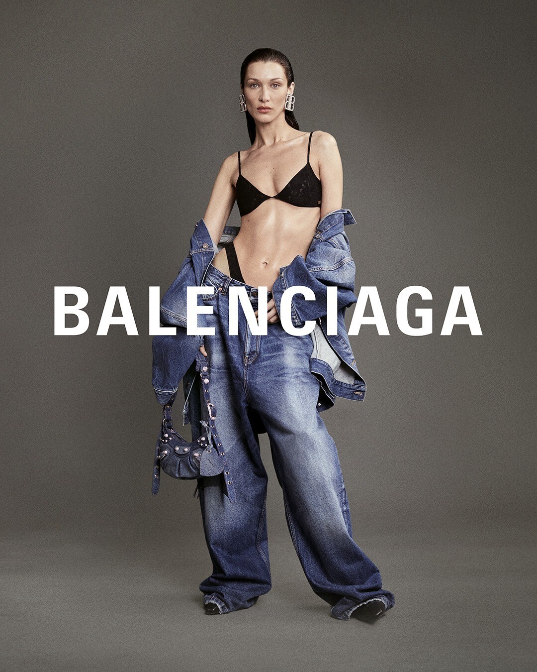 bella-hadid-topless-thefappening-cfd-2 Bella Hadid Sexy