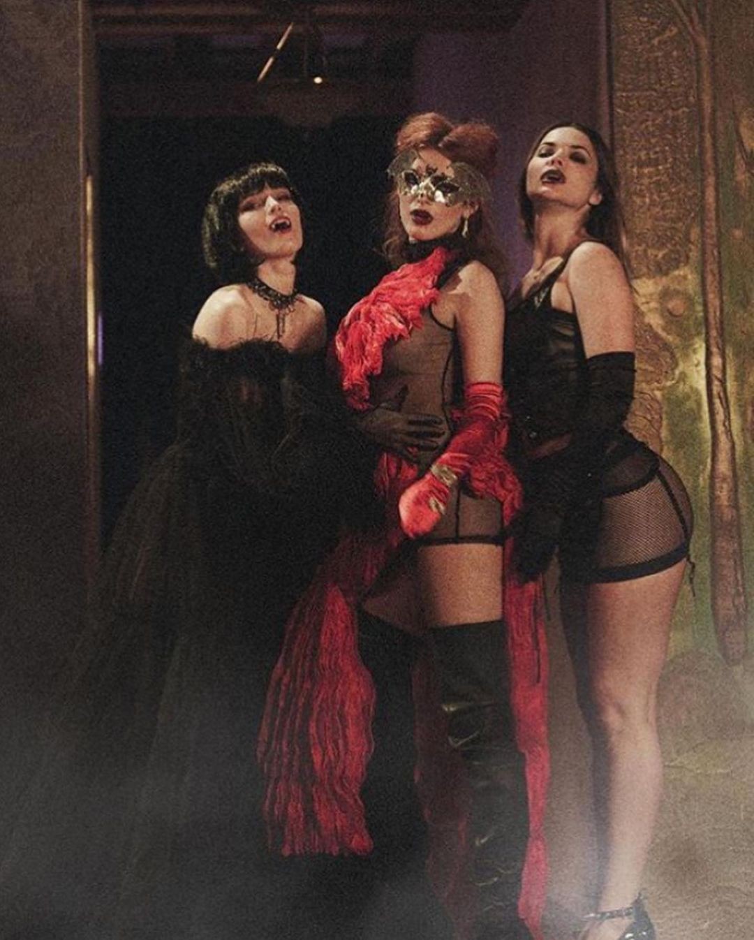 bella-kaili-and-danni-thorne-sexy-at-halloween-2020-thefappeningpro-5 bella kaili and danni thorne sexy at halloween 2020 thefappeningpro 5