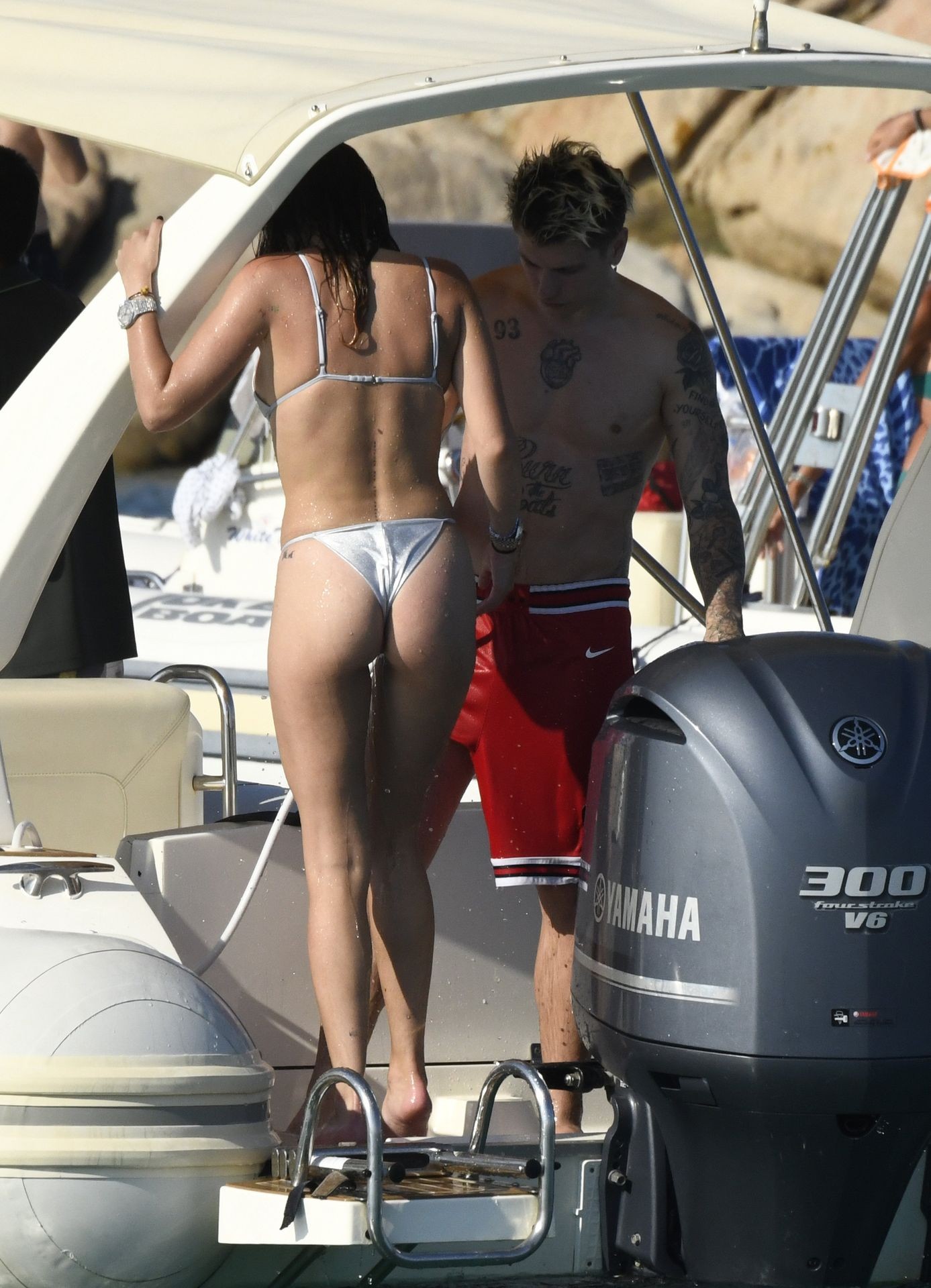 bella-thorne-ass-bikini-thefappening-cfd-15 Bella Thorne Fappening